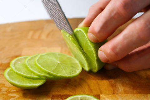 Image of Professional 8 Inch Chef Knife,Premium Japanese High Carbon Stainless Steel Kitchen Classic Chef's Knives Sharp Chefs Knife with Sheath Gift Box